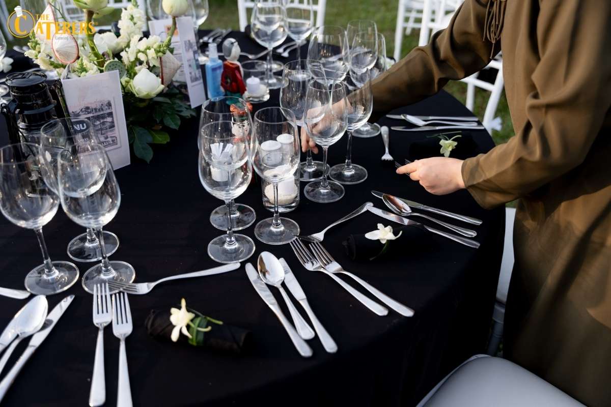 chuan bi va van hanh tiec tat nien