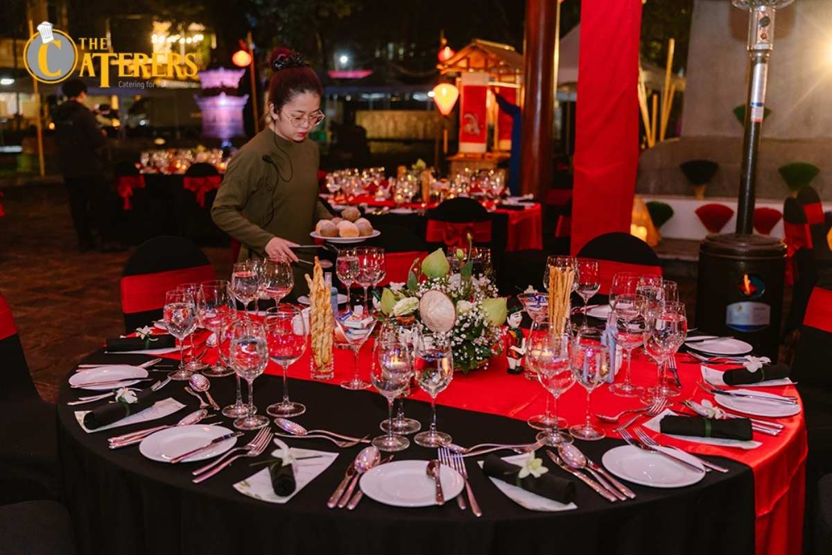 tiec cuoi nam cung caterers