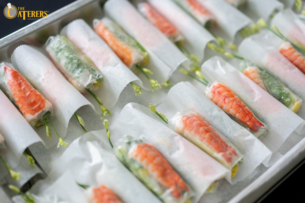 gỏi cuốn tôm thịt