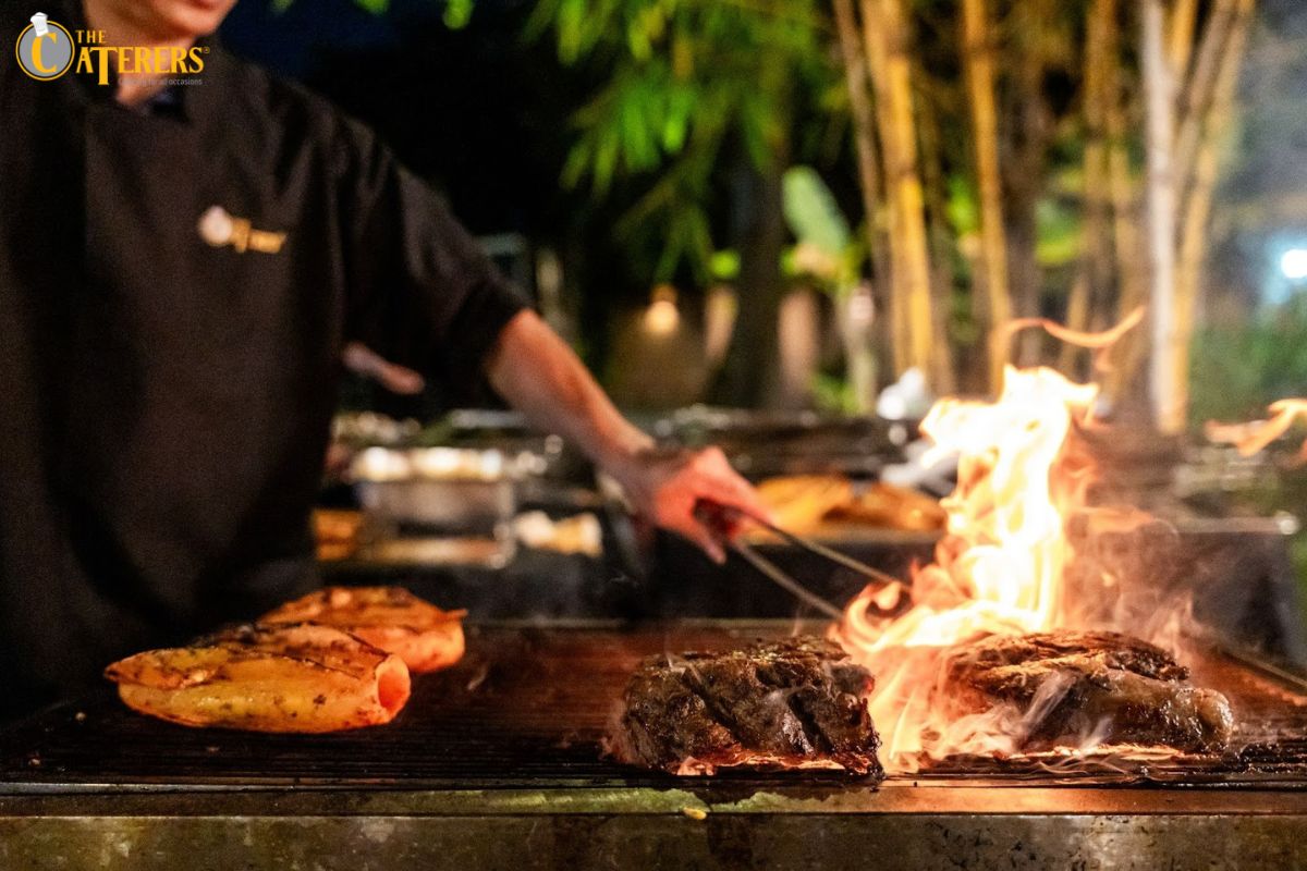 nấu tiệc buffet ngoài trời