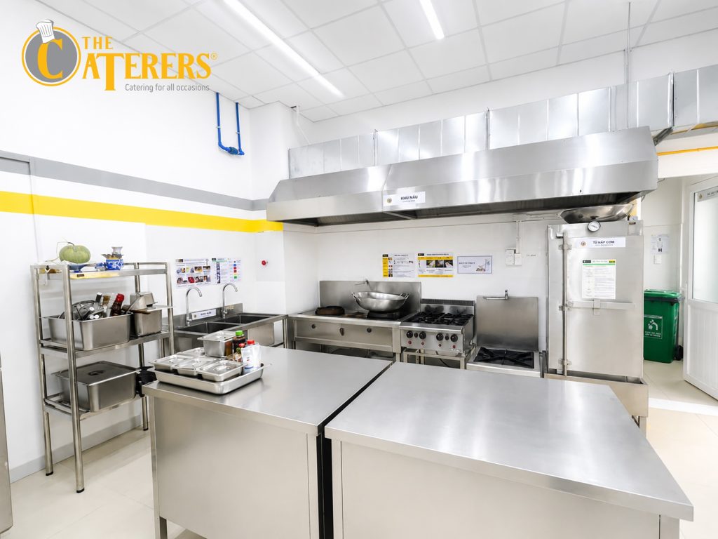 CÙNG THE CATERERS KHỞI ĐẦU HÀNH TRÌNH TRI THỨC TẠI TRƯỜNG ĐÔNG SÀI GÒN 